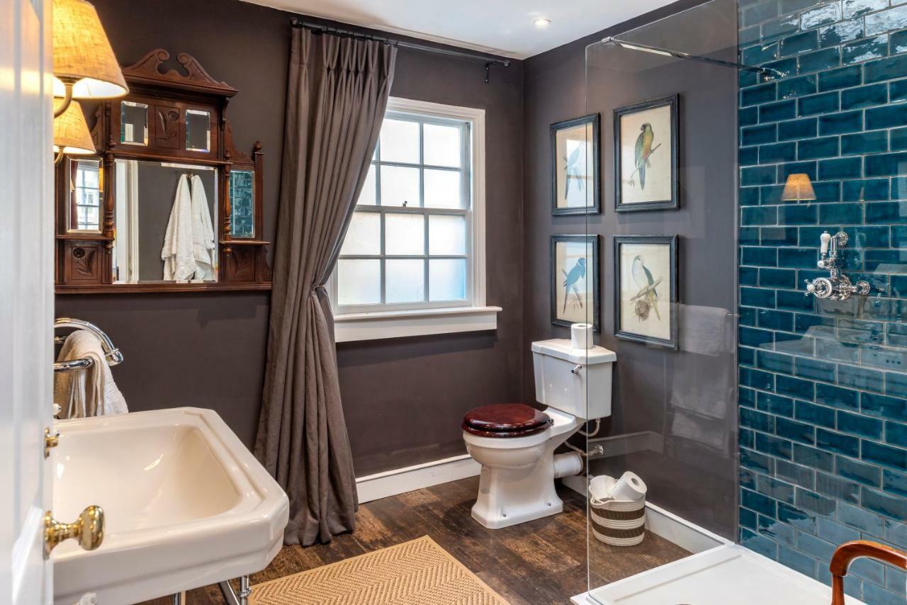 Stylish & Spacious City Center Georgian Townhouse Bath Exterior photo
